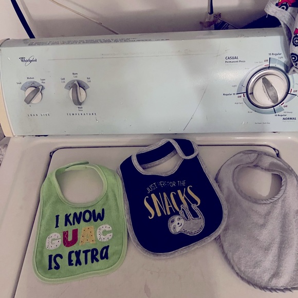 Bibs, Onesies, & Baby Milestone blanket - Picture 1 of 5